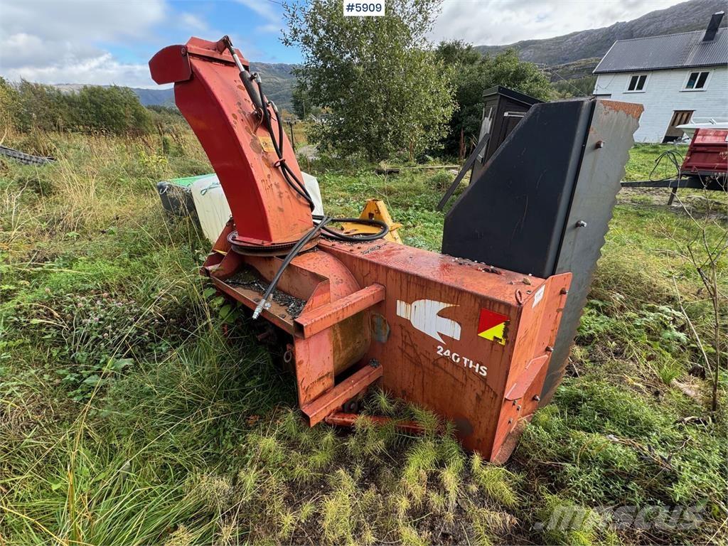 Tokvam 24GTHS 제설 블레이드 및 제설기