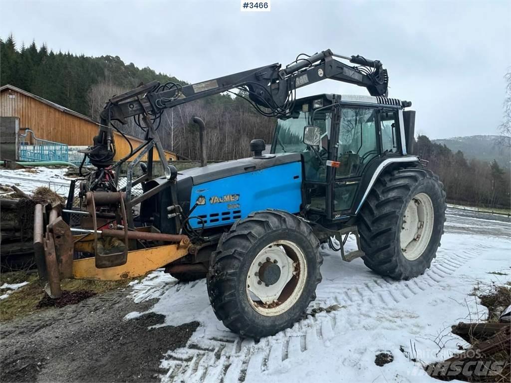 Valmet 8100 트랙터