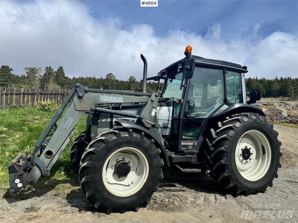 Valtra A85-4 트랙터