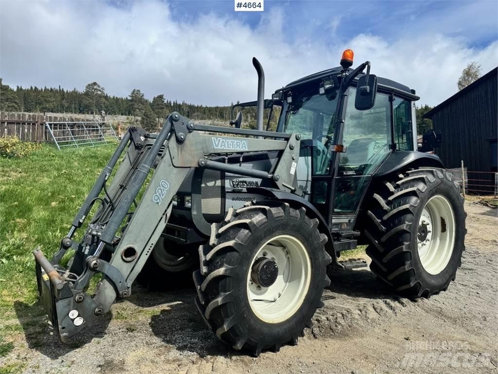 Valtra A85-4 트랙터