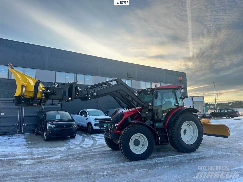 Valtra A95 4x4 트랙터