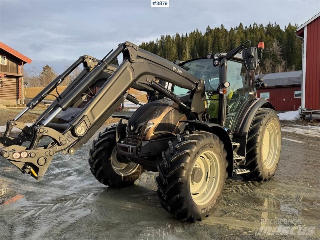 Valtra G135 트랙터