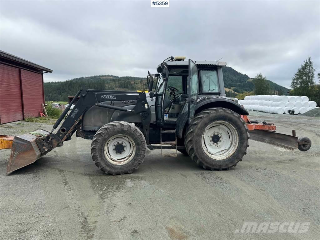 Valtra M120-4 트랙터