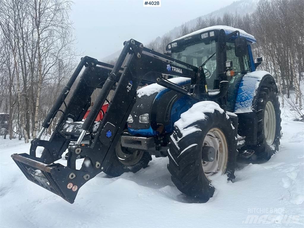 Valtra N122 트랙터