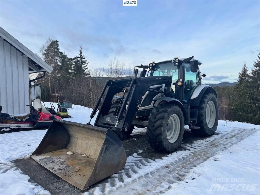 Valtra N134 트랙터