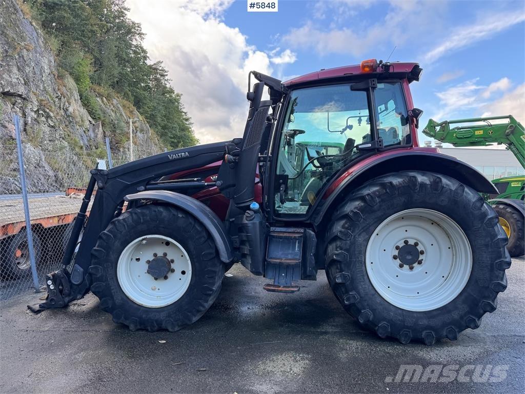 Valtra N174 트랙터