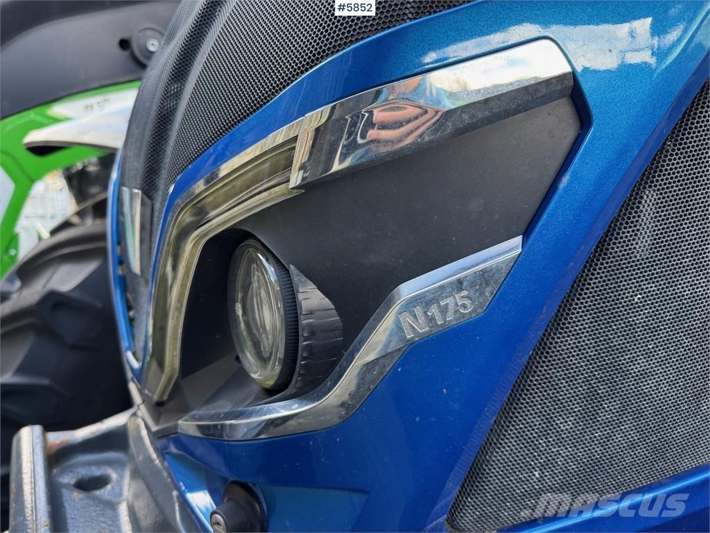 Valtra N175 트랙터