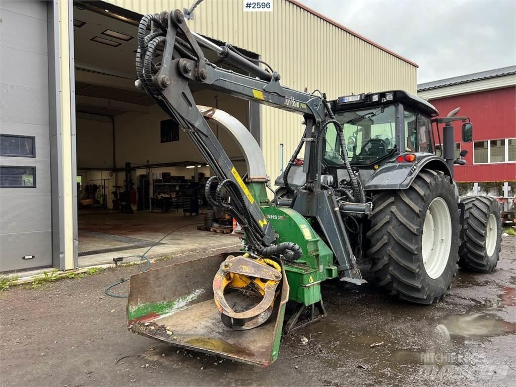 Valtra T182 트랙터