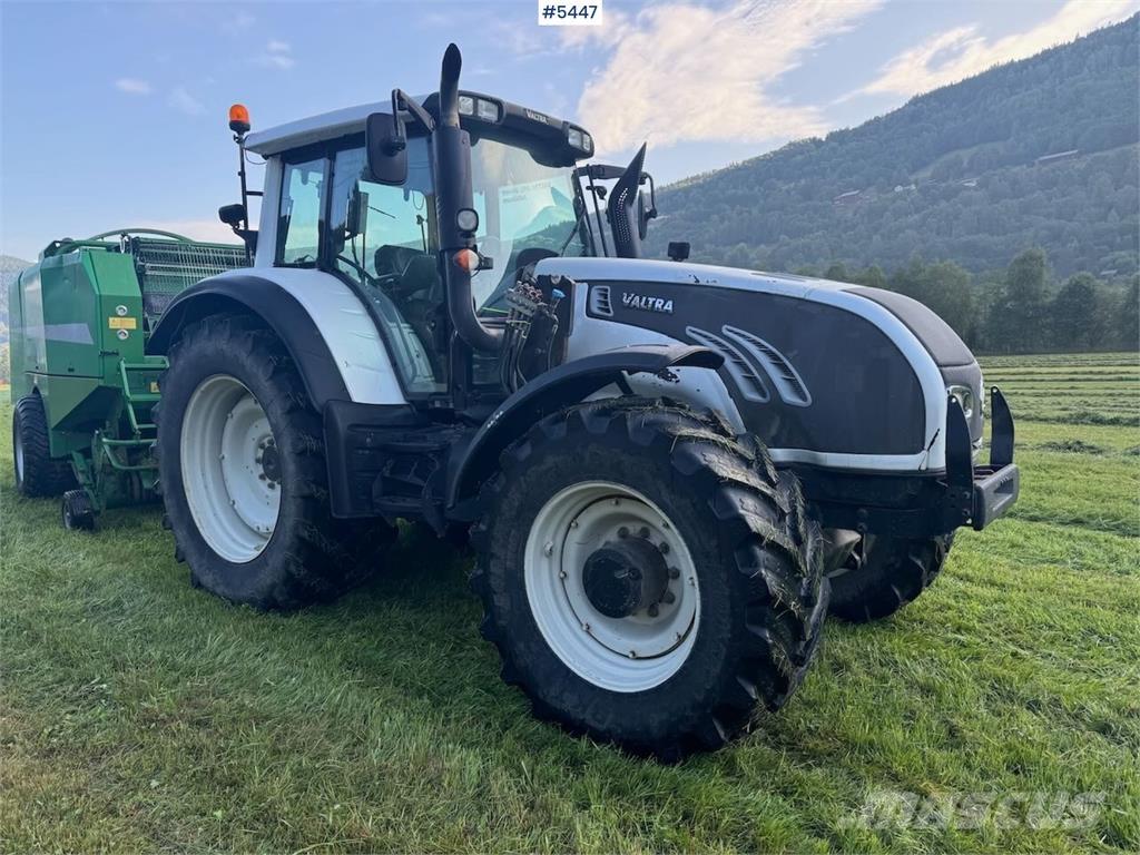 Valtra T202 트랙터