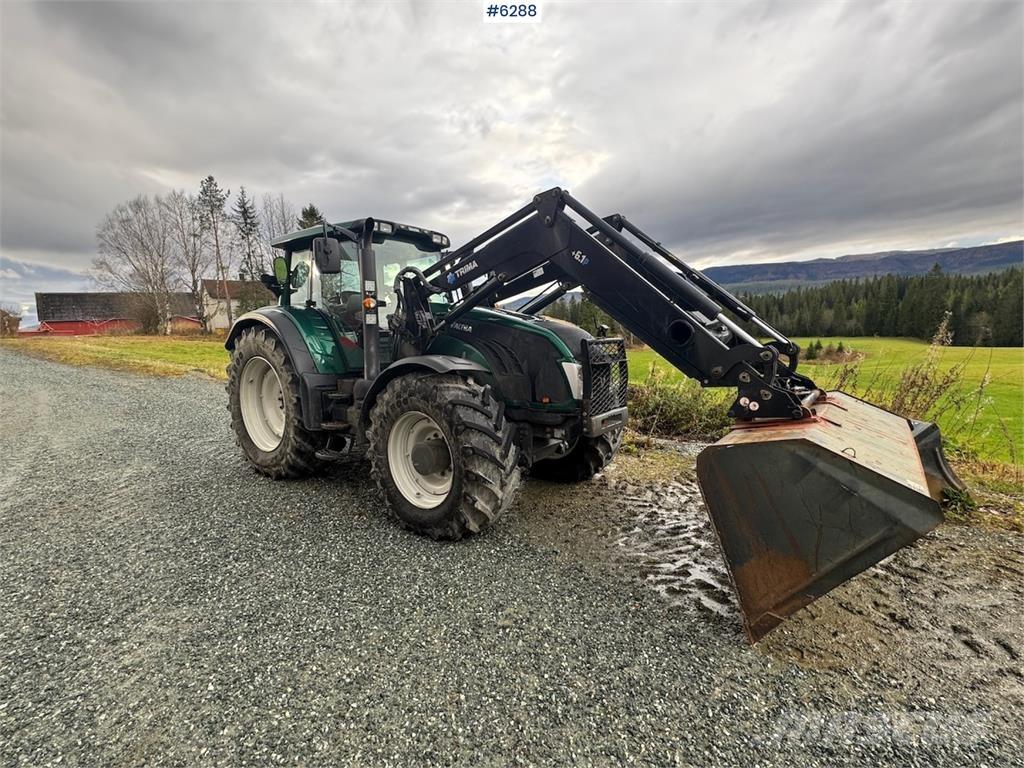 Valtra T203 트랙터