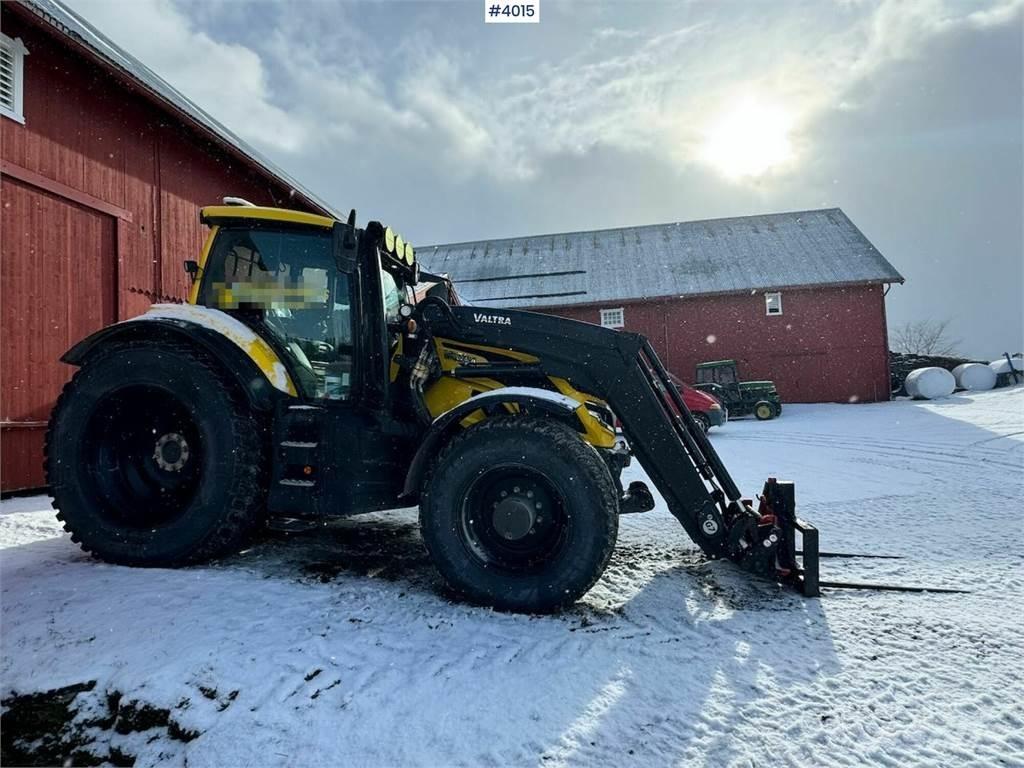Valtra T255 트랙터