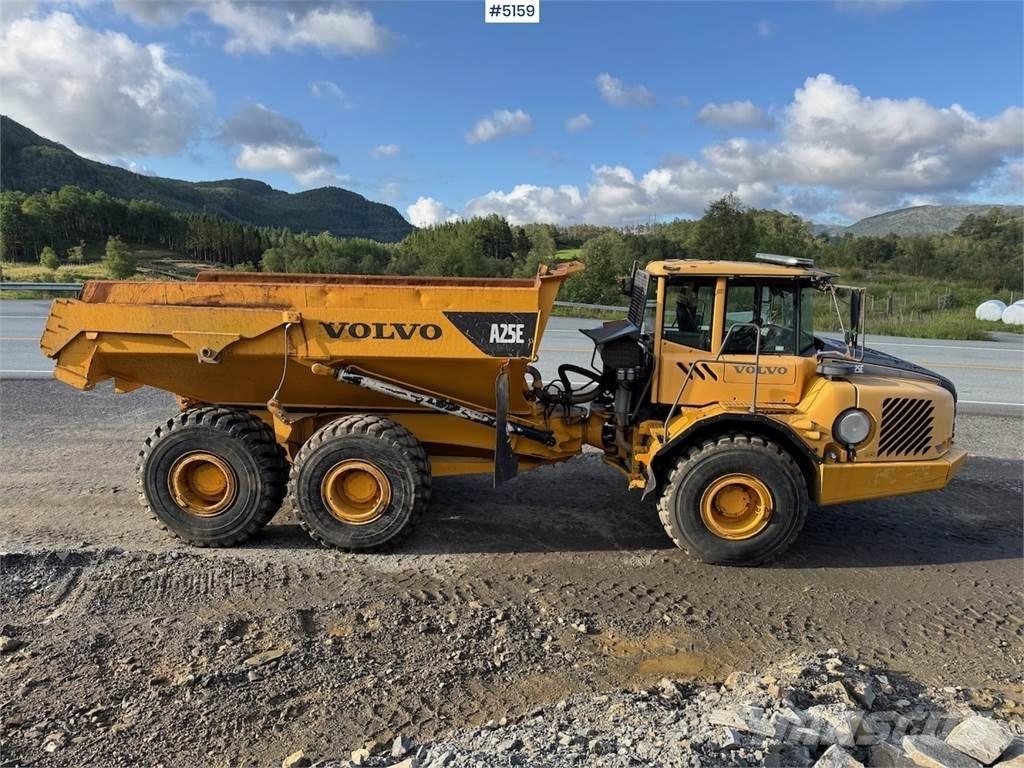 Volvo A25E 6x6 건설현장 덤프트럭