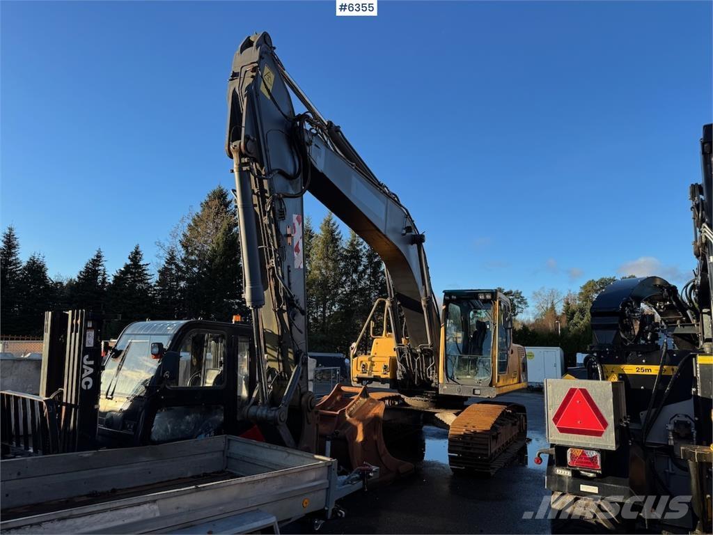 Volvo EC240BNLC 대형 굴삭기 29톤 이상