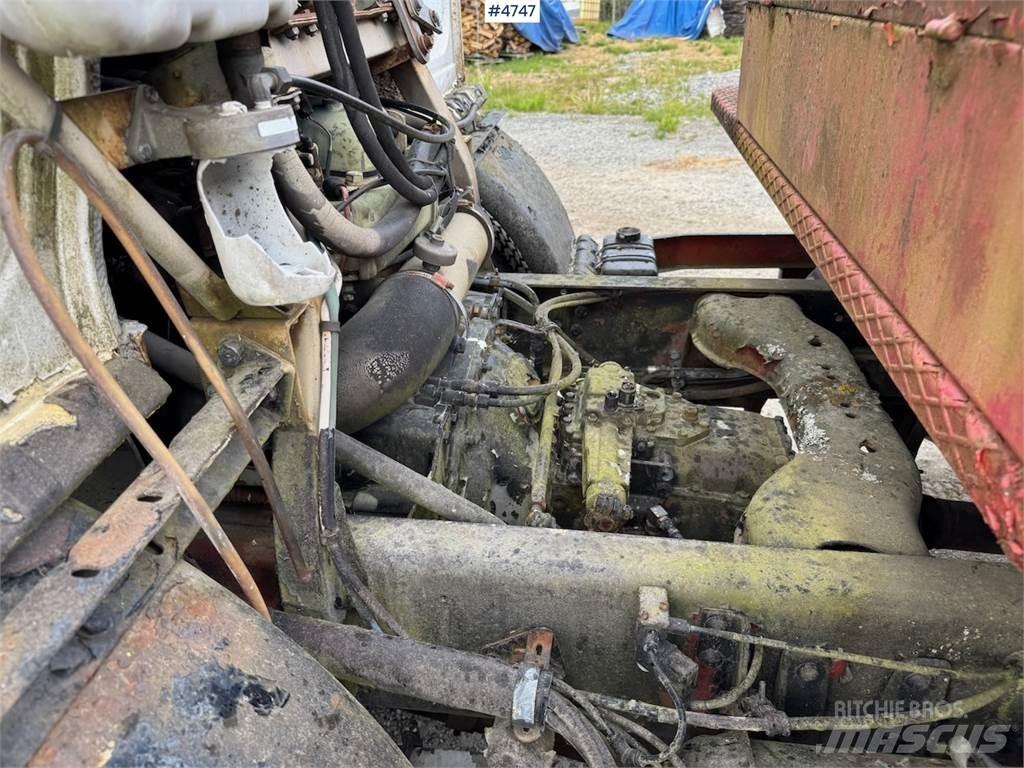 Volvo F 613 트럭 탑재 고소작업대