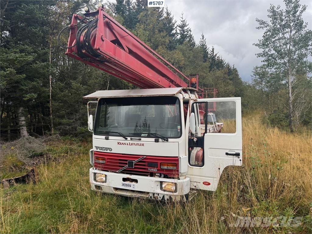 Volvo FL614 트럭 탑재 고소작업대