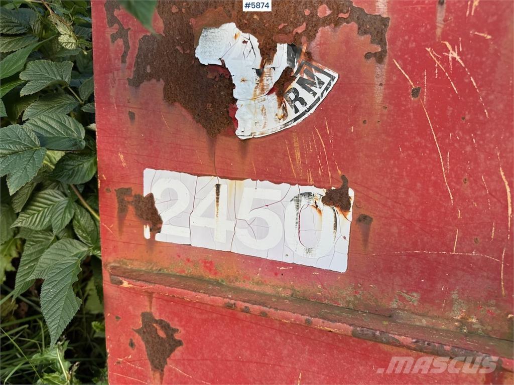  Westbjörn 2450 제설 블레이드 및 제설기