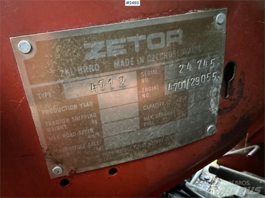 Zetor 4712 트랙터