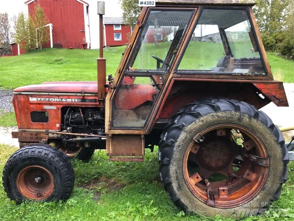 Zetor 4911 트랙터