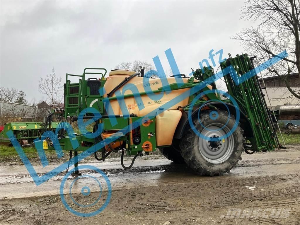 Amazone UX 4200 견인형 분무기
