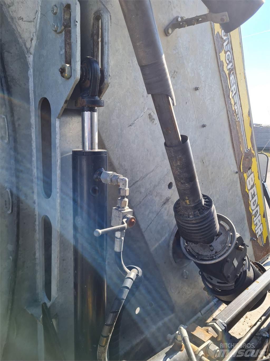 Bednar MM 7000 목장 제초기 및 토퍼