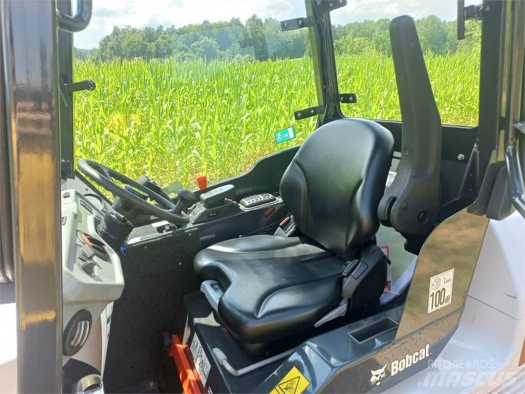Bobcat L 28 E 건설 장비 - 기타