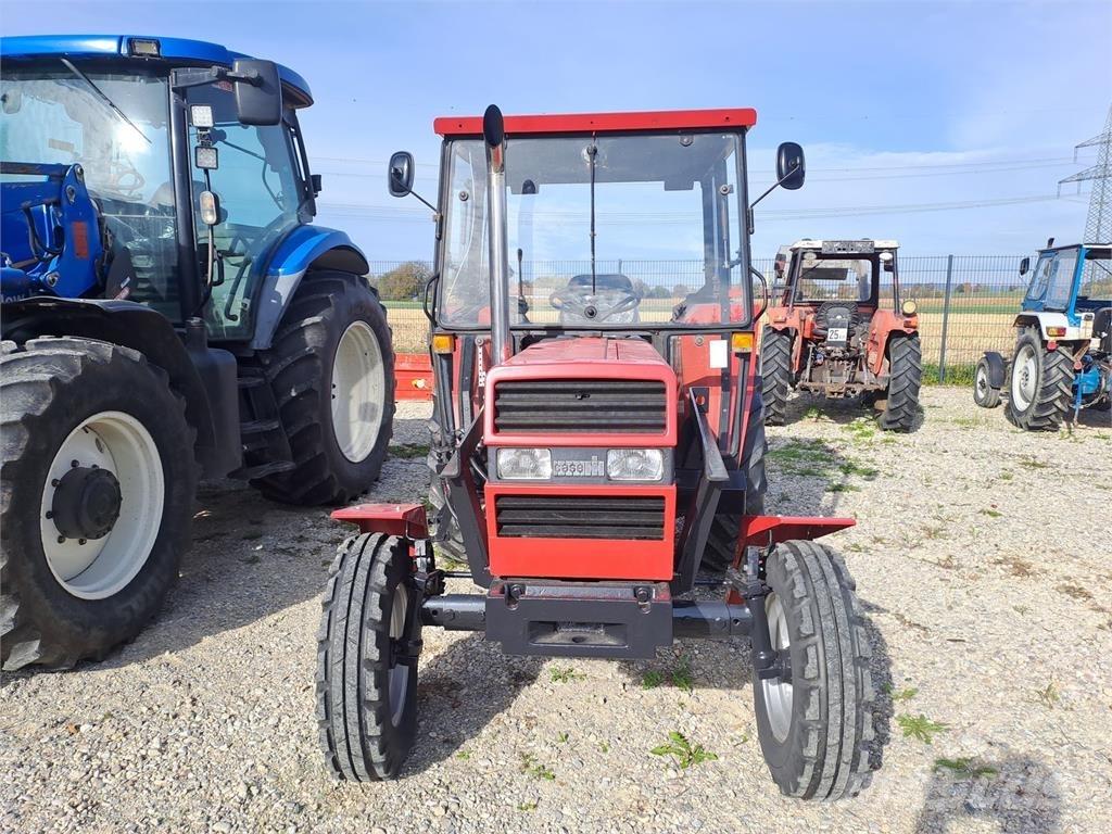 Case IH 533 트랙터