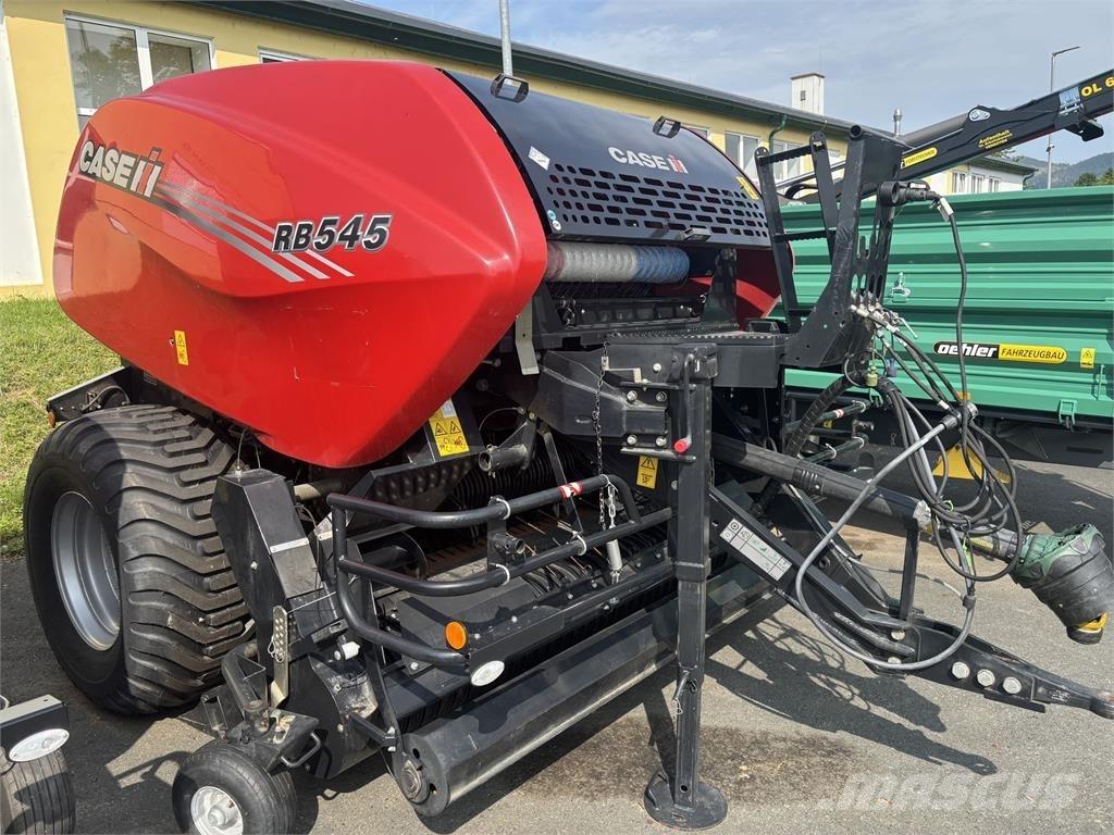 Case IH RB 545 원형 곤포기