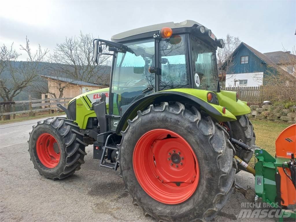 CLAAS Axos 330 CX 트랙터