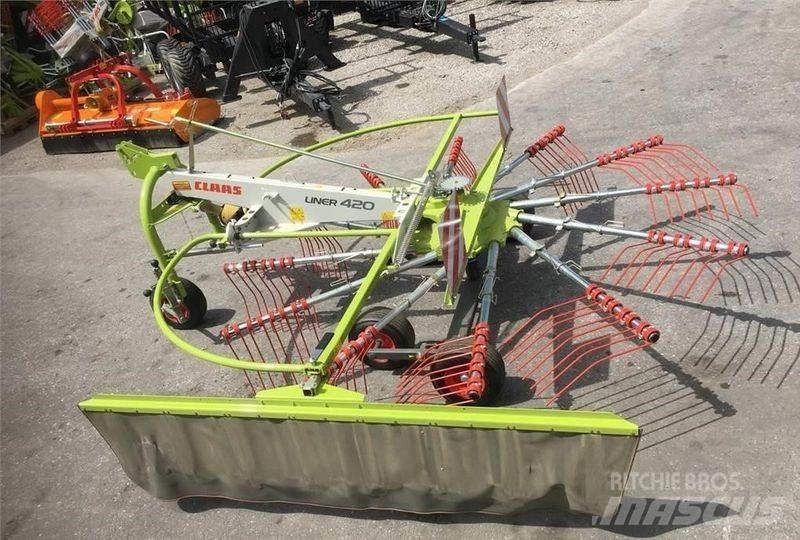 CLAAS Liner 420 수확기