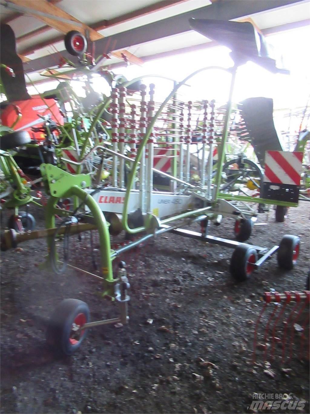 CLAAS Liner 450 수확기