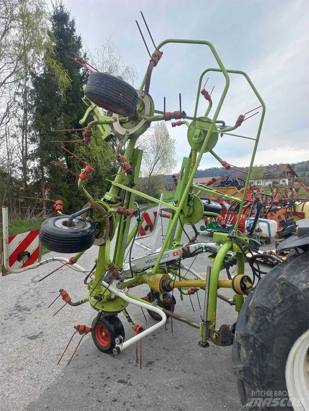 CLAAS Volto 600 갈퀴 및 테더