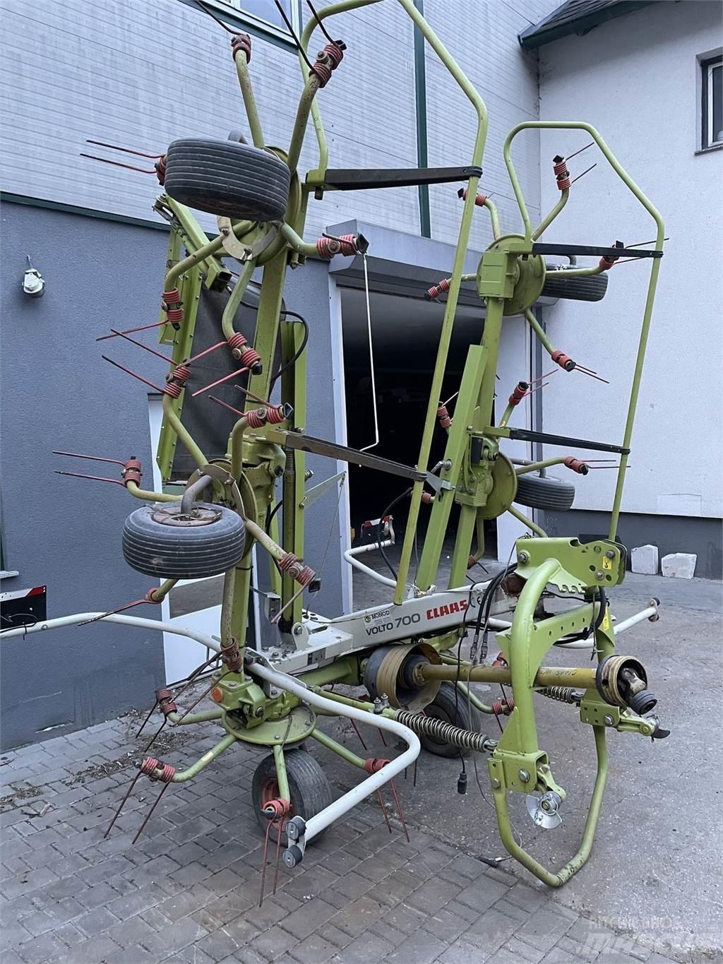 CLAAS VOLTO 700 갈퀴 및 테더