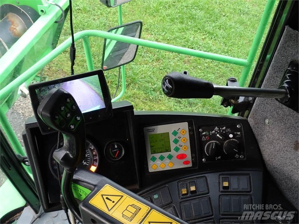 Deutz-Fahr 5690 H 콤바인 수확기