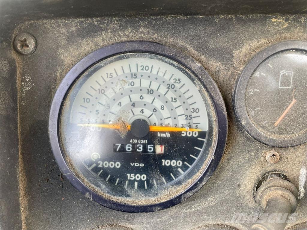 Deutz-Fahr DX 110 트랙터