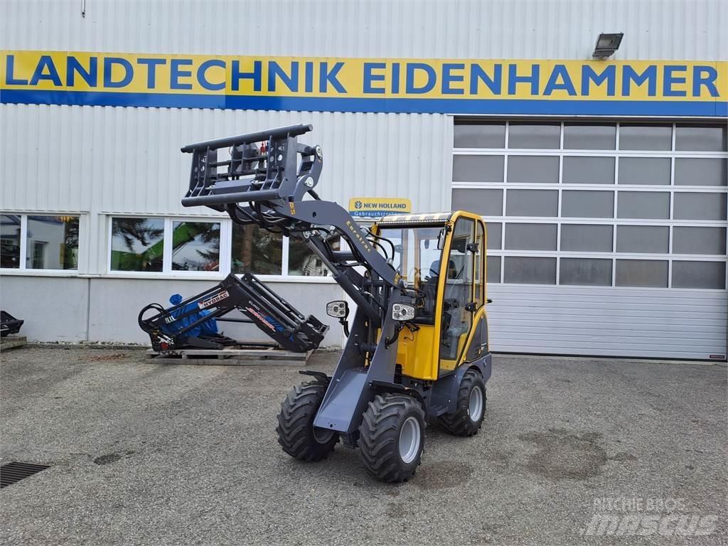 Eurotrac W 11 프론트 로더 및 굴착기