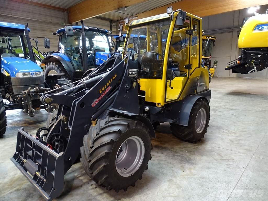 Eurotrac W 13 프론트 로더 및 굴착기