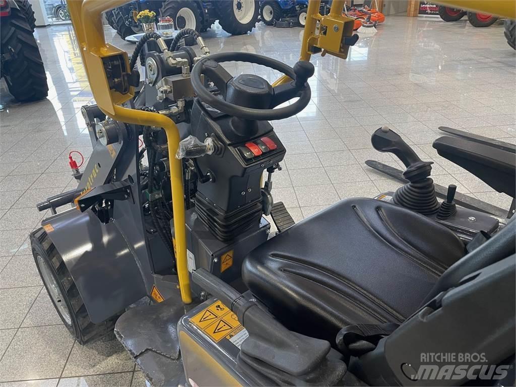 Eurotrac W10 프론트 로더 및 굴착기