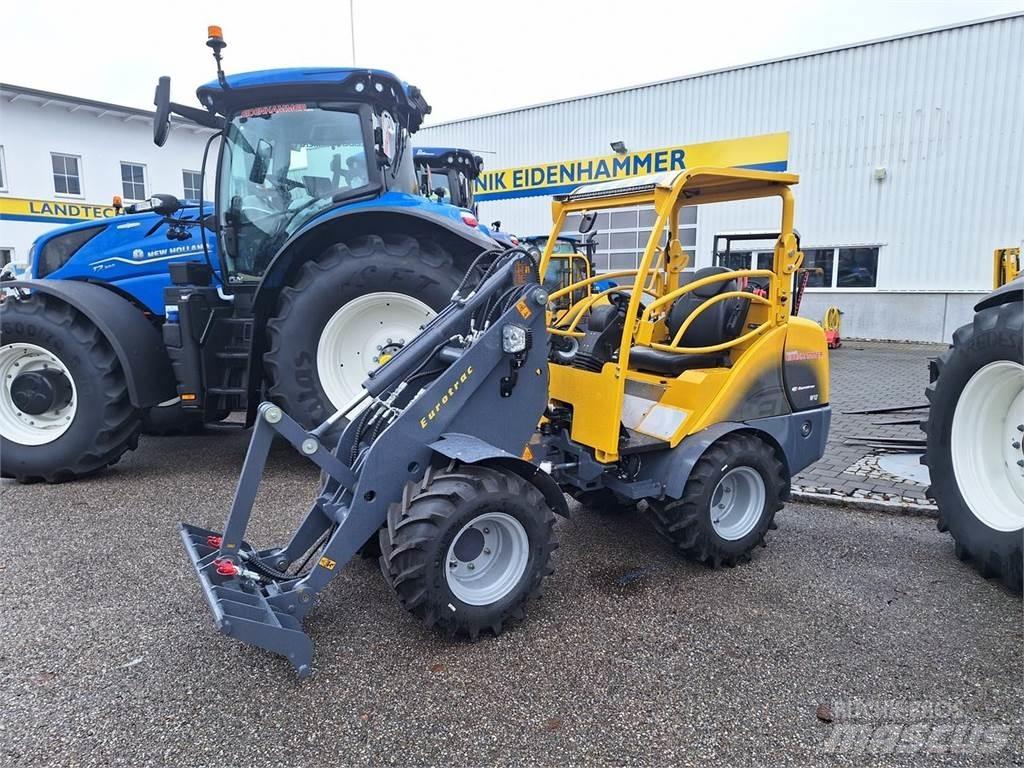 Eurotrac W12S 프론트 로더 및 굴착기