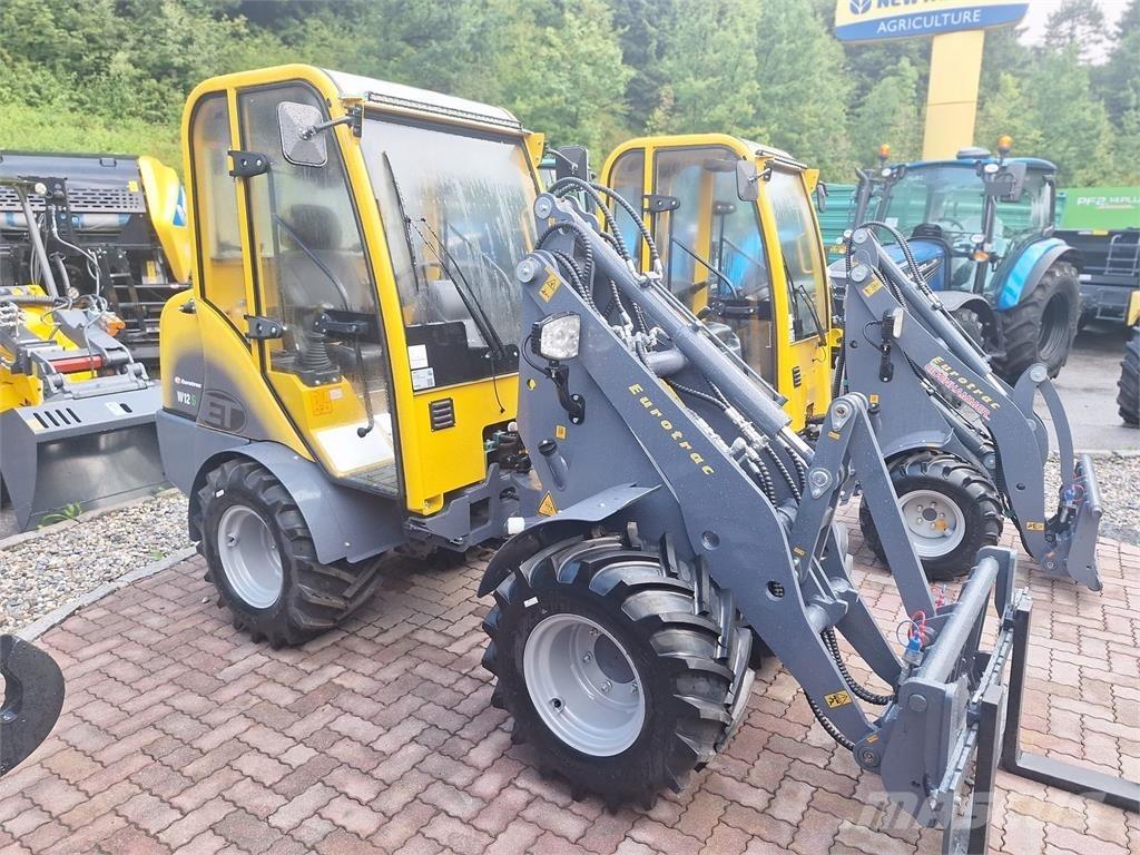 Eurotrac W12S 프론트 로더 및 굴착기