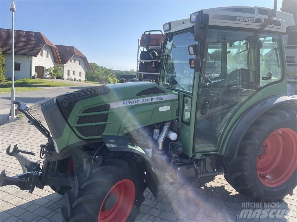 Fendt 210 F Profi 트랙터