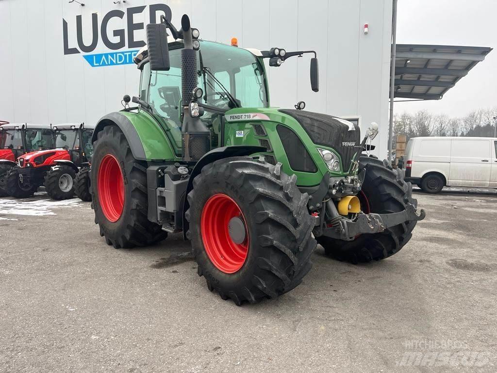 Fendt 718 Vario 트랙터