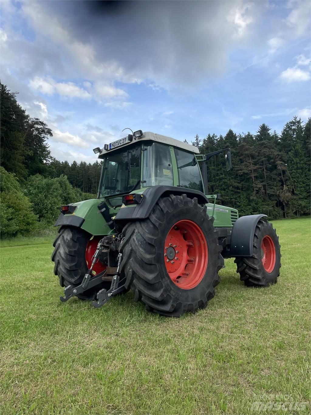 Fendt Favorit 514 C 트랙터