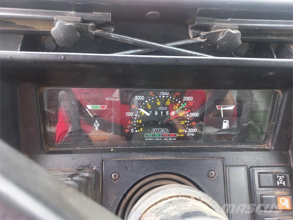 Fiat 82-94 DT 트랙터