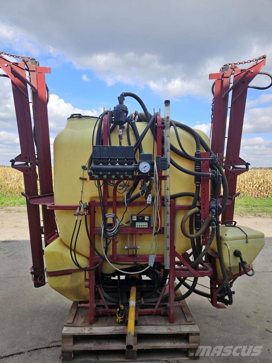 Hardi Master 견인형 분무기