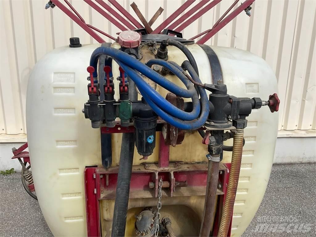 Hardi NK 600 견인형 분무기