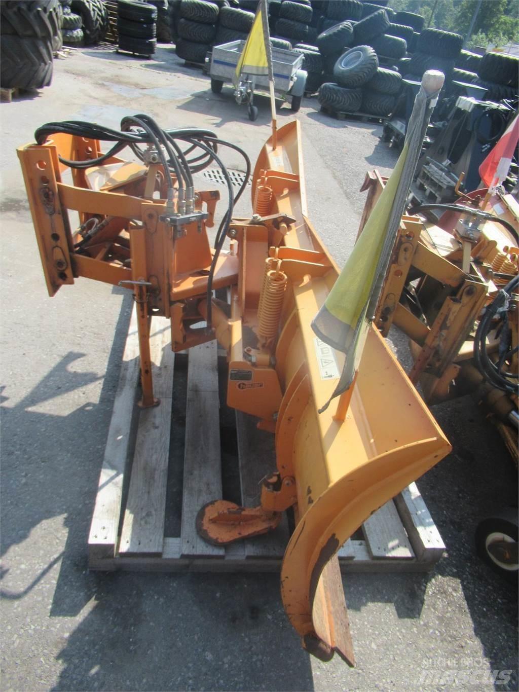 Hauer SK 2800 제설 블레이드 및 제설기