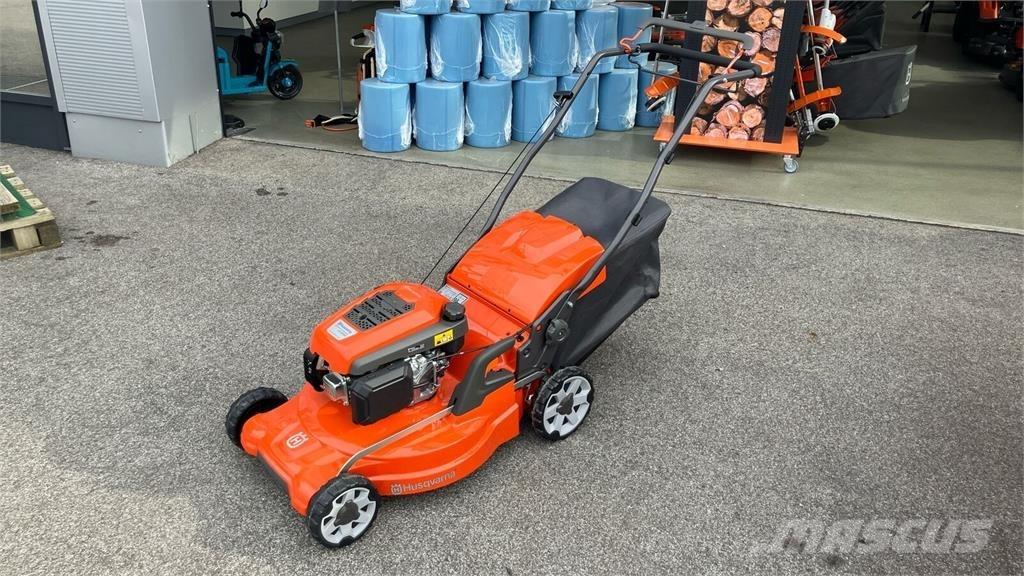 Husqvarna LC 253S 탑승형 잔디깎기