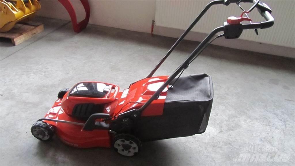 Husqvarna LC 347iVX 탑승형 잔디깎기