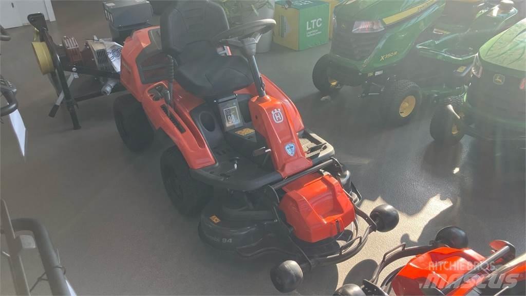 Husqvarna R 214TC 토양관리 장비 - 기타
