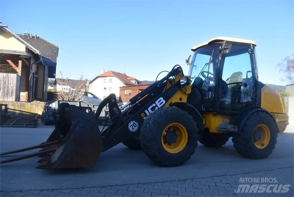 JCB 406  휠로우더
